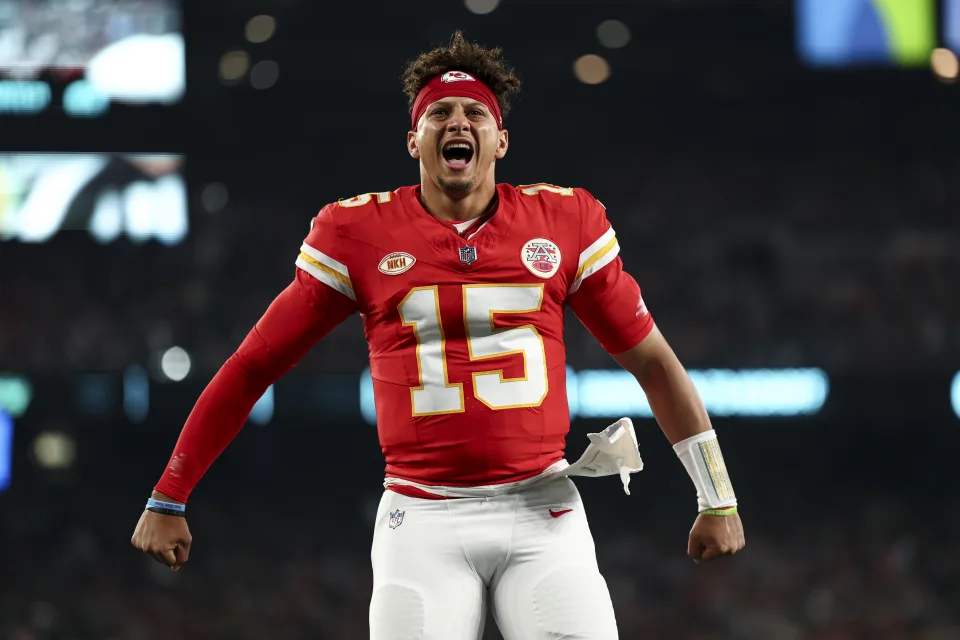 TOUCHDOWN: Patrick Mahomes Finds Rashee Rice for His Second TD Catch of 2023