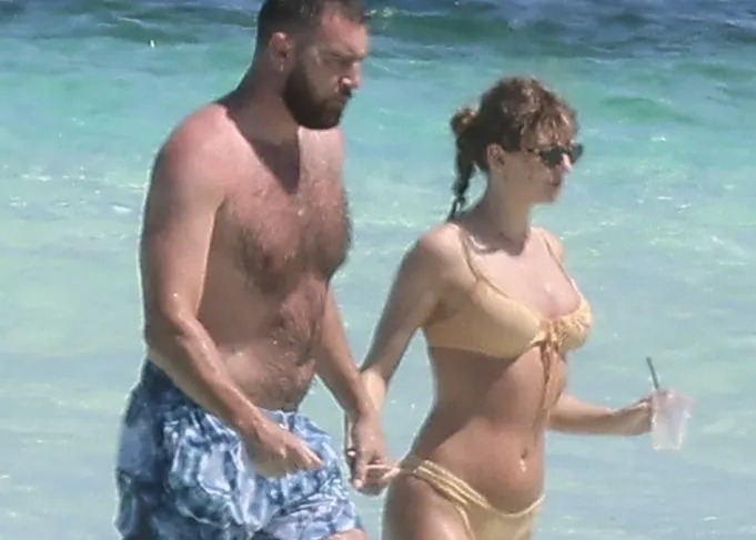 EXCLUSIVE: As Travis Kelce gushes over Taylor Swift, dating experts issue warning about singer's relationship 'RED FLAG' - saying her desire to meet ALL her partners' MOMS is a sign she wants to 'force intimacy and control'