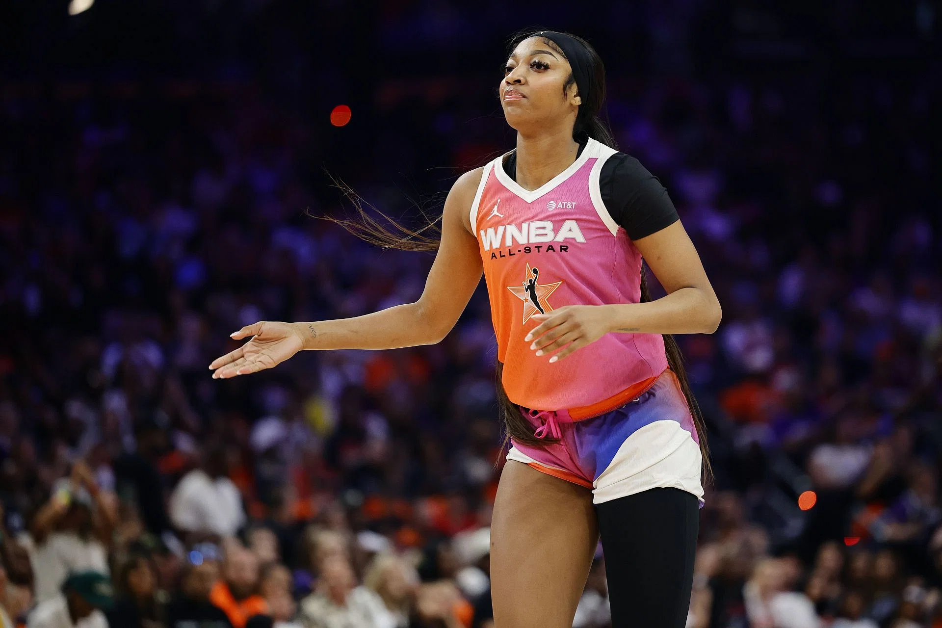 JUST IN: Angel Reese hypes up her latest announcement with $2,100,000,000 Reebok brand: Chicago Sky Rookie Star was seen hyping up her upcoming....see more