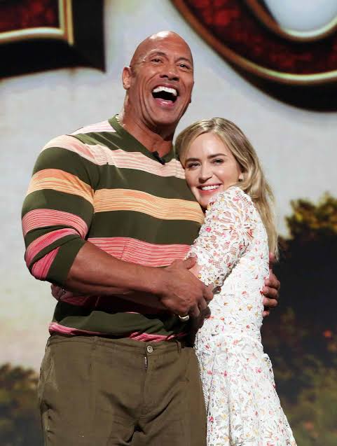 JUST IN: Emily Blunt, 41, Sparks Pregnancy Rumors with Dwayne Johnson, 52, after recently seen going to the Oscars together “They say they are just best friends but the actor rarely appears on red carpets with his actual wife… So this is the reason” – Full Story Inside