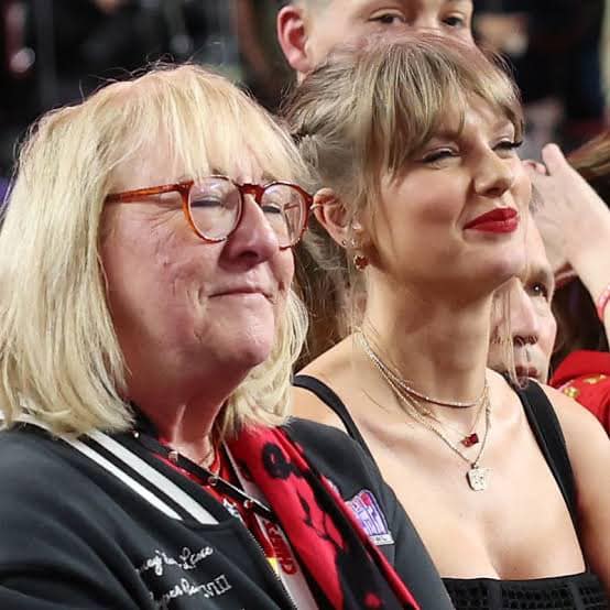 JUST IN: Taylor Swift’s Surprising Gesture Towards Travis Kelce’s Mother, Donna Kelce, for the New Year 2025 Makes His Love For Her Grow Even Stronger, Even Fans Are in Love All Over Again