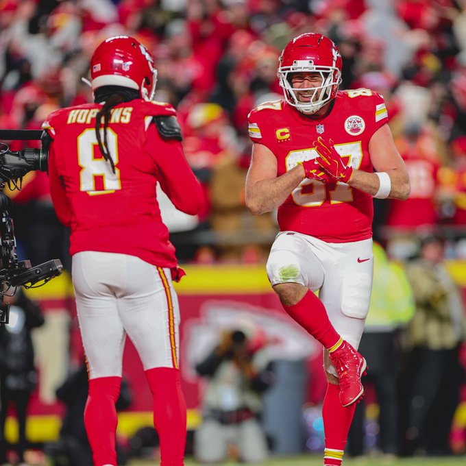 Breaking: Chiefs win!!! Kansas City will host the AFC Championship with the opponent yet to be decided.