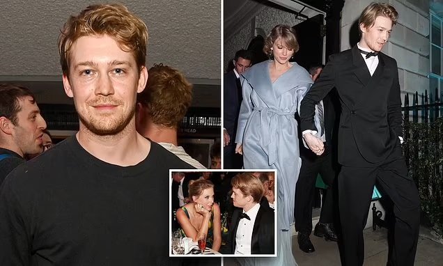 Breaking: The entire Kansas City in Shock as Taylor Swift says ''YES'' to her Ex-boyfriend Joe Alwyn who proposes with $12.3 Million Ring Right in front of Travis Kelce. Joe Alwyn surprised everyone and Taylor Swift by crashing her dinner date with Chiefs Star Travis Kelce and going down on his knee to propose.