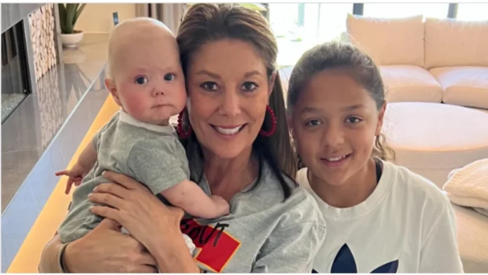 As the Chiefs ride out to face off agains the Jets, Patrick Mahomes Mom Randi shares an adorable picture of her family ahead of the match.