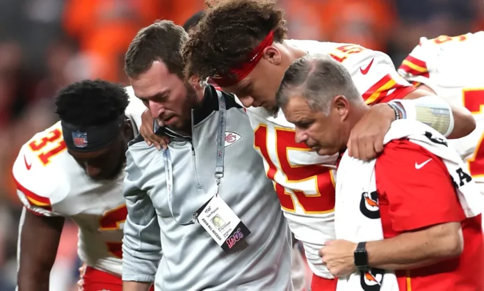 Chiefs News: Patrick Mahomes latest Injury update left Chiefs fans understandably worried