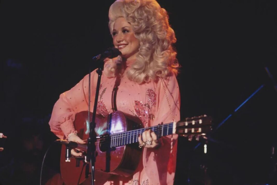 Unbelievable: In order to manage fame, Parton said she created the character of Dolly Parton: She Didn’t Think Anyone Would Like Her if She Showed Her True Self