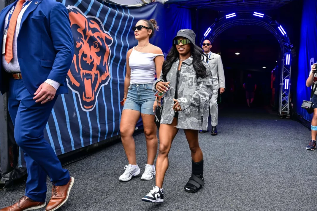 Simone Biles is getting unnecessarily ripped for wearing a Packers jacket to watch husband Jonathan Owens play for the Bears