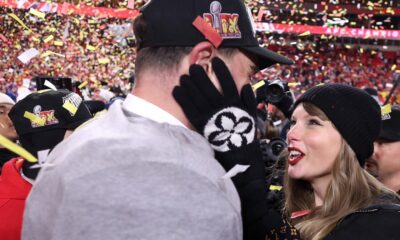 Breaking: Travis Kelce and Taylor Sweet celebrate Kansas City Chiefs advancing to the Super Bowl, the Pop-star could not hold her joy as she gives the Chiefs Star a wet KISS in this Emotional Clip