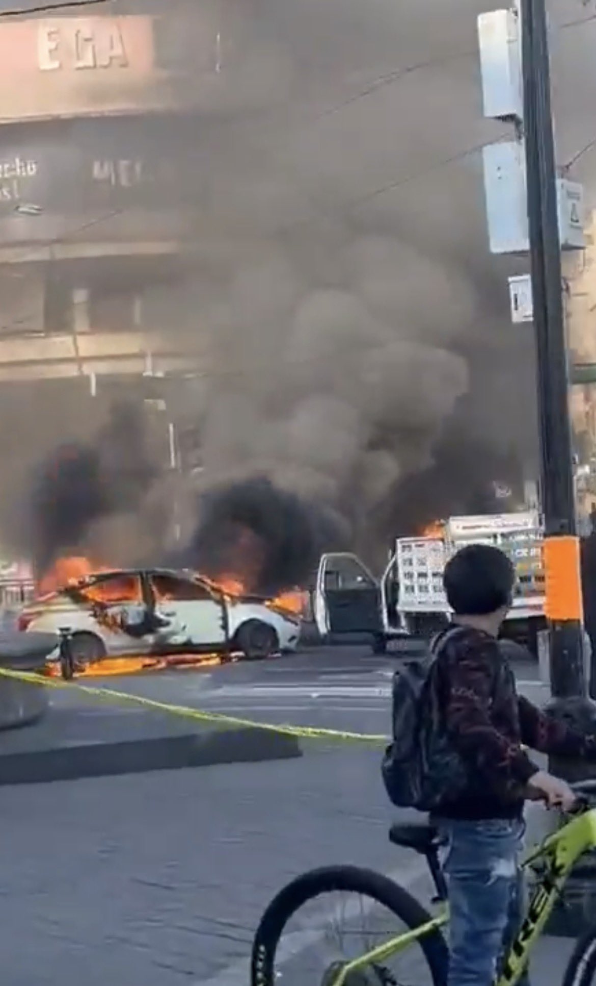 BREAKING: Taylor Swift and Travis Kelce’s Secret Vacation in Mexico Turns Tragic in Puerto Vallarta as Mexican Cartel Sets Fires, Pulls People from Their Cars, and Burns Vehicles After a Cartel Leader Was Killed — With Heavy Hearts, Sources Confirm the Couple Has Been…