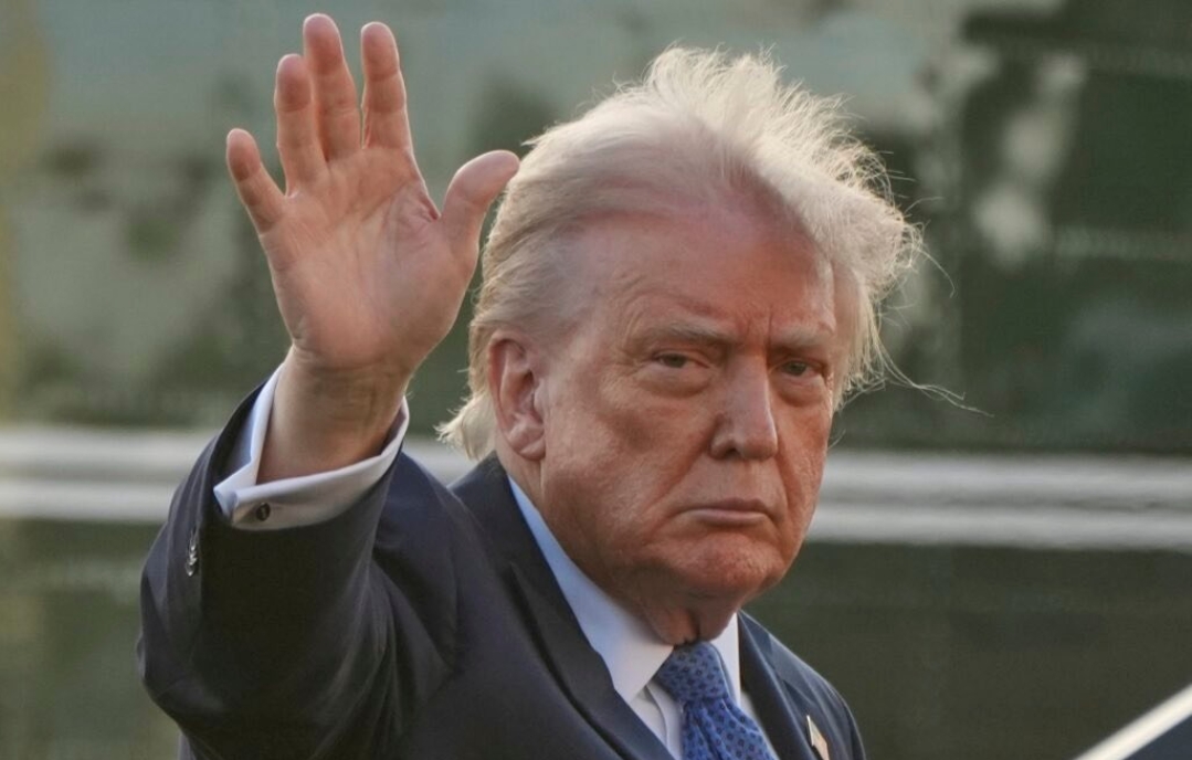 BREAKING: Trump Spotted Leaving Secret Hospital, Raising Concerns Over Possible Serious Health Issue - New Detail Surfaces Beyond the Bruise, and Americans Are Saying the Same Thing